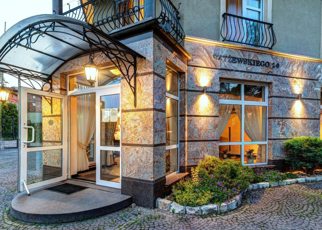 Palladium Nocleg ze śniadaniem 3*